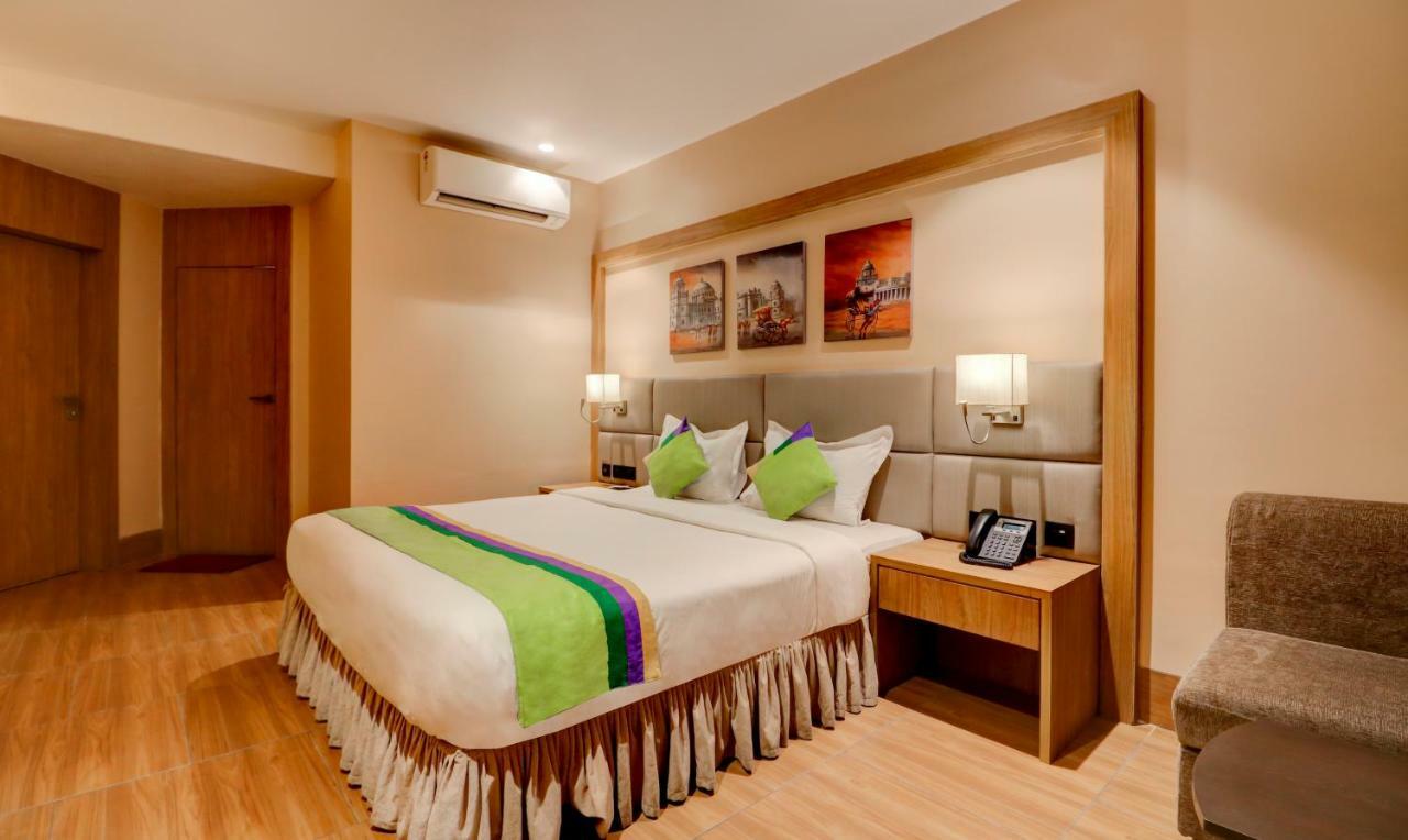 Treebo Radhe Palace كولكاتا المظهر الخارجي الصورة