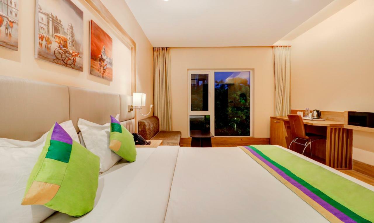Treebo Radhe Palace كولكاتا المظهر الخارجي الصورة